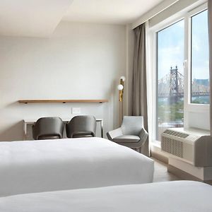 Executive Queen Suite